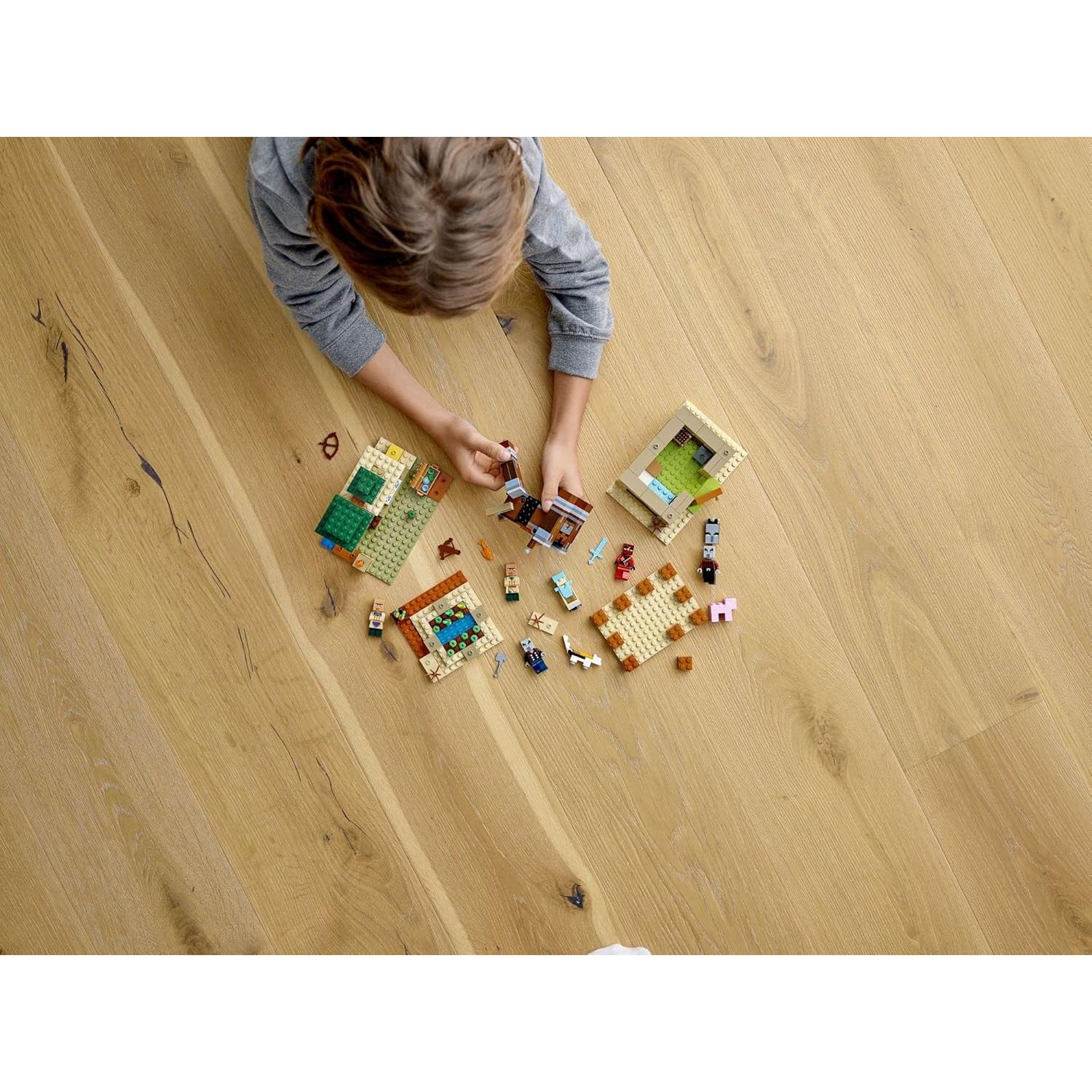 LEGO Minecraft Incursión de Illager 21160 - 562 Piezas