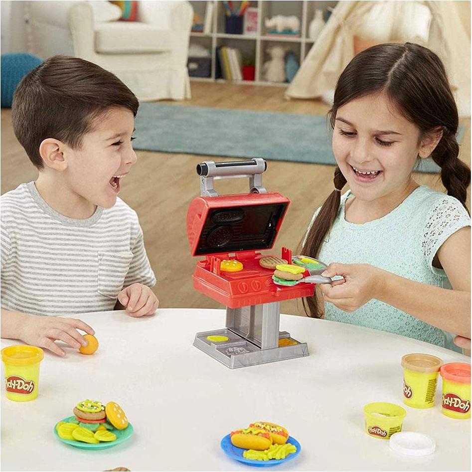 Set de Juego Play-Doh Parrilla y Sello 6 Colores 7 Accesorios