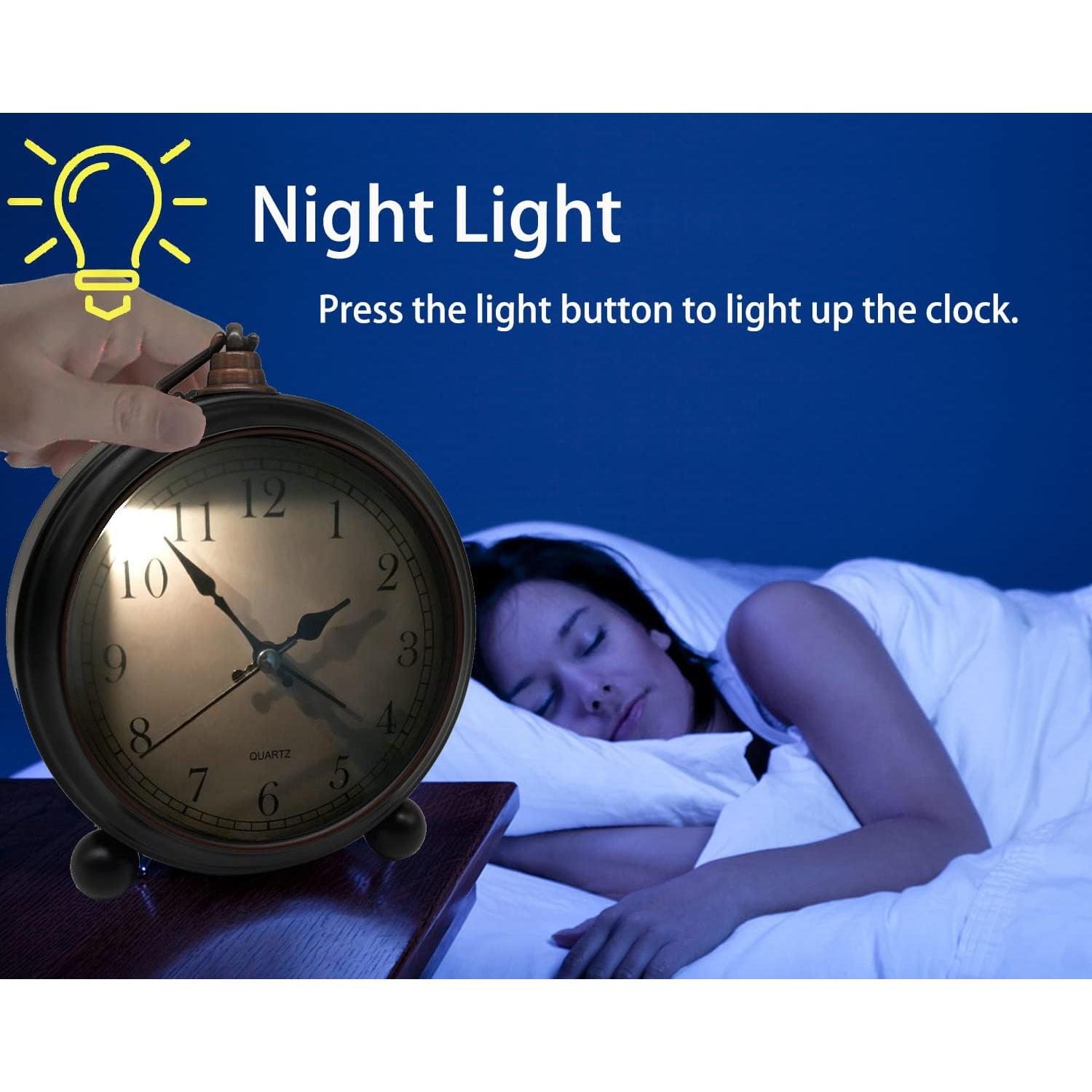 Reloj de Alarma Analógico Retro TooTa 13cm Silencioso con Luz