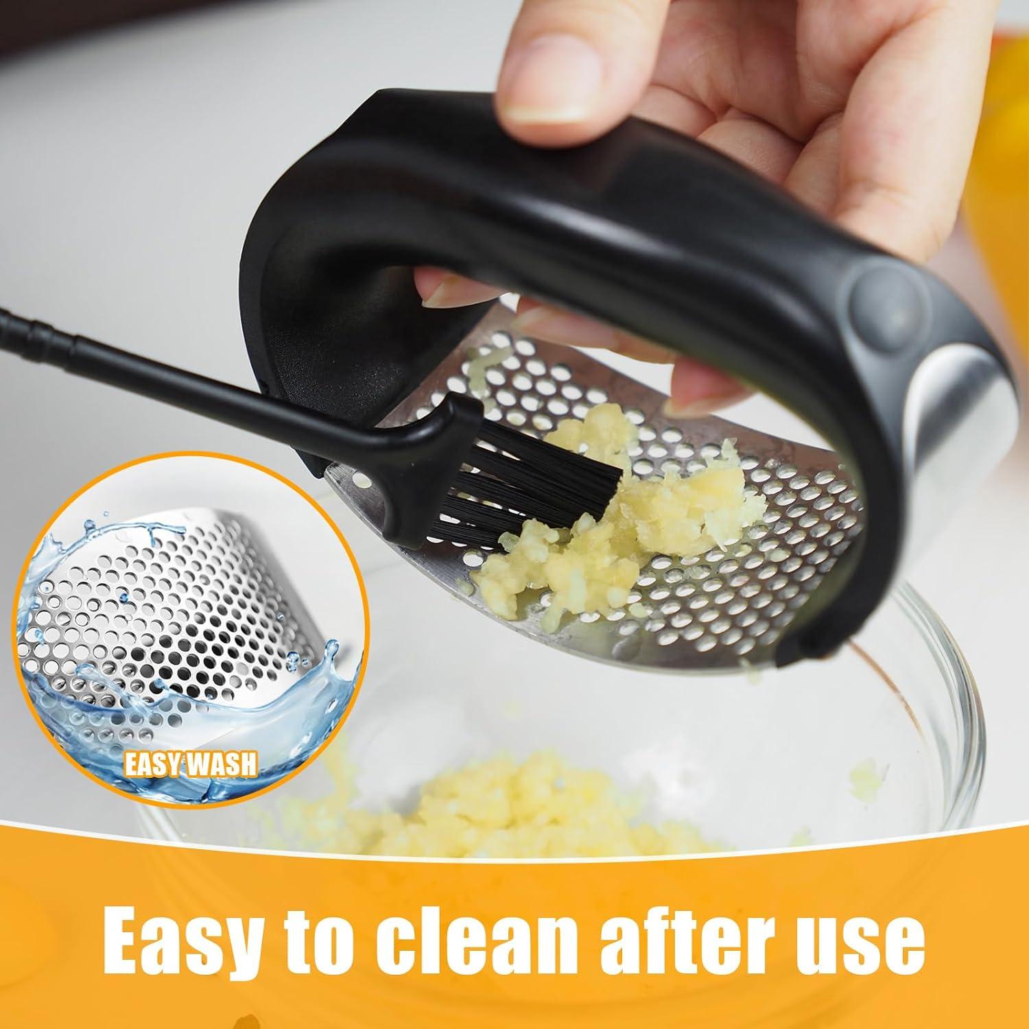 Heavy Duty Stainless Steel Garlic Mincer and Garlic Crusher,Manual Crusher & Mincer with Ergonomic Handle for Easy Cleaning (Black)