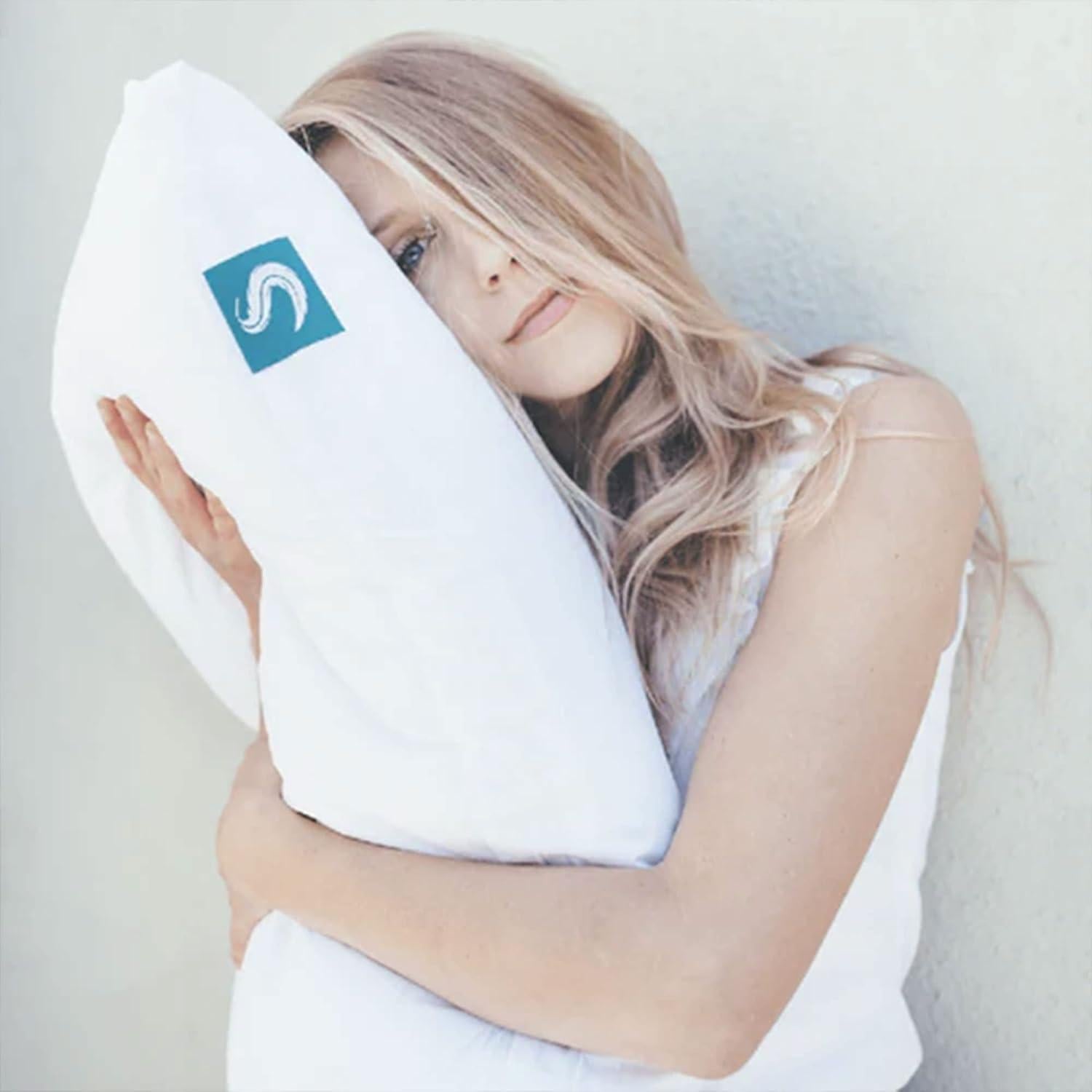 Almohada de Cama Refrigerante Sleepgram Queen Microfibra