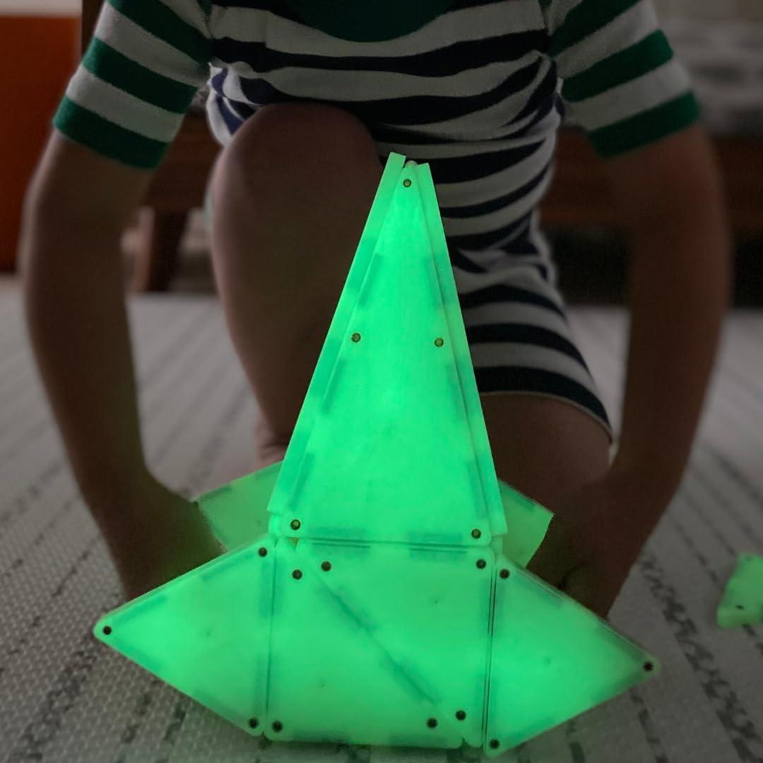 MAGNA-TILES Brillantes Set de 16 Piezas Magnéticas