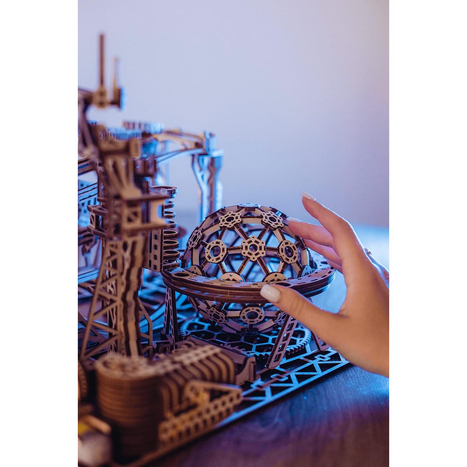 Wood Trick Carrera de Canicas Eléctrica 3D - 38x36 cm